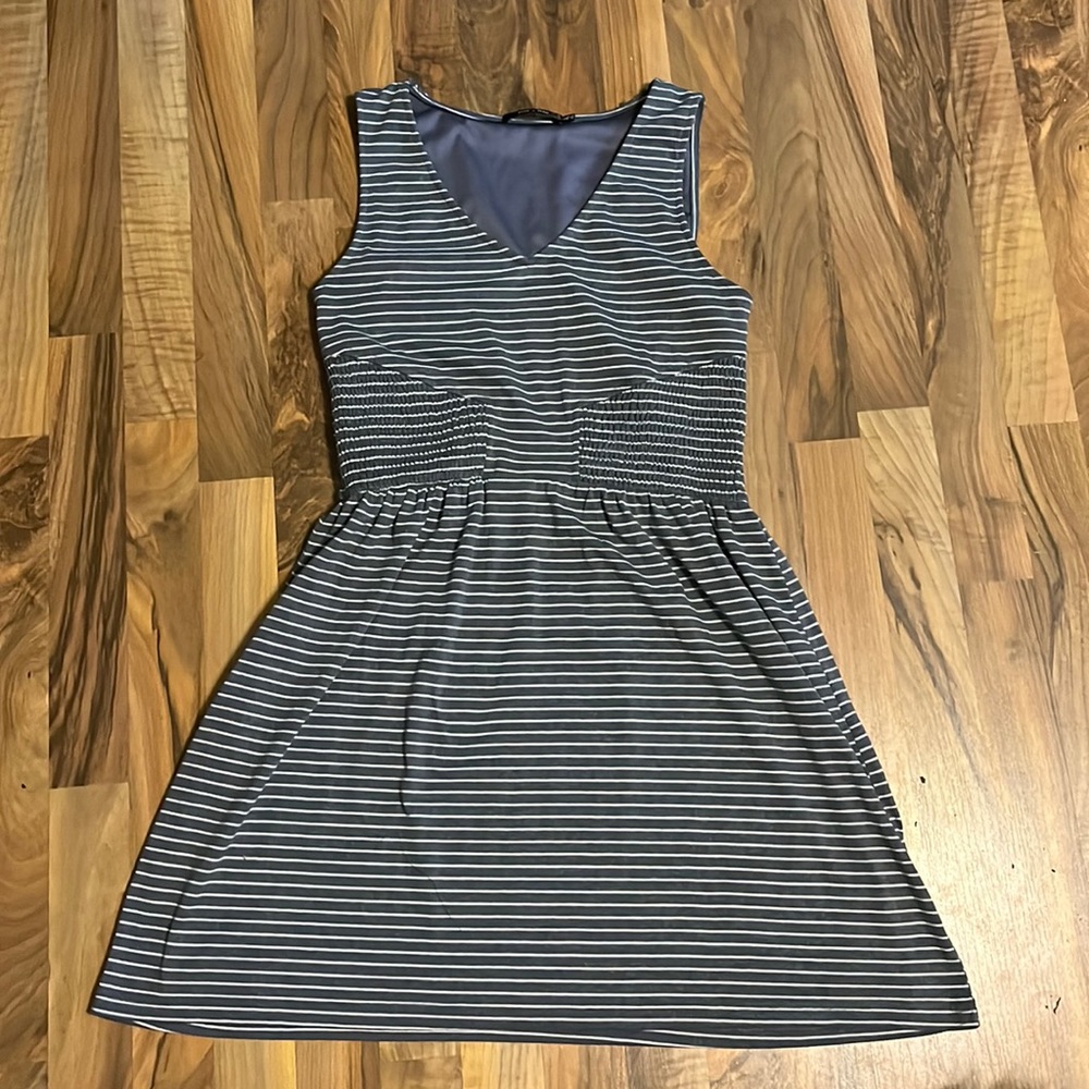 Modcloth Doe & Rae Blue and White Knit Striped Dress size Large